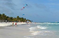 w8 Casa La Via : Beaches in the area 2
