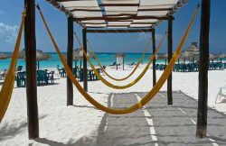 w4 Casa La Via : Beaches in the area 3