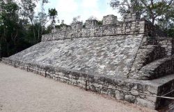 r1 Casa La Via : Ancient Maya ruins nearby 5